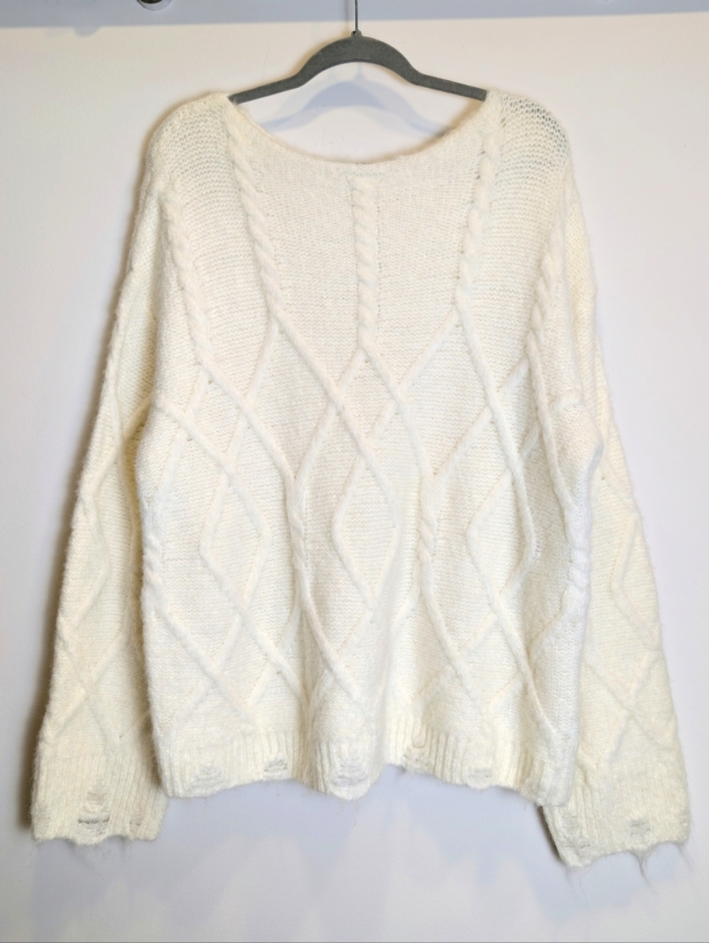 Moon River Ivory Wool Blend Cable Knit Distressed Sweater Cozy Neutral Size M/L